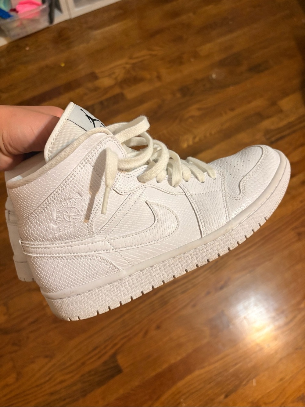 Nike Jordan 1 Mid White Snakeskin sneakers SIZE 9.5 W